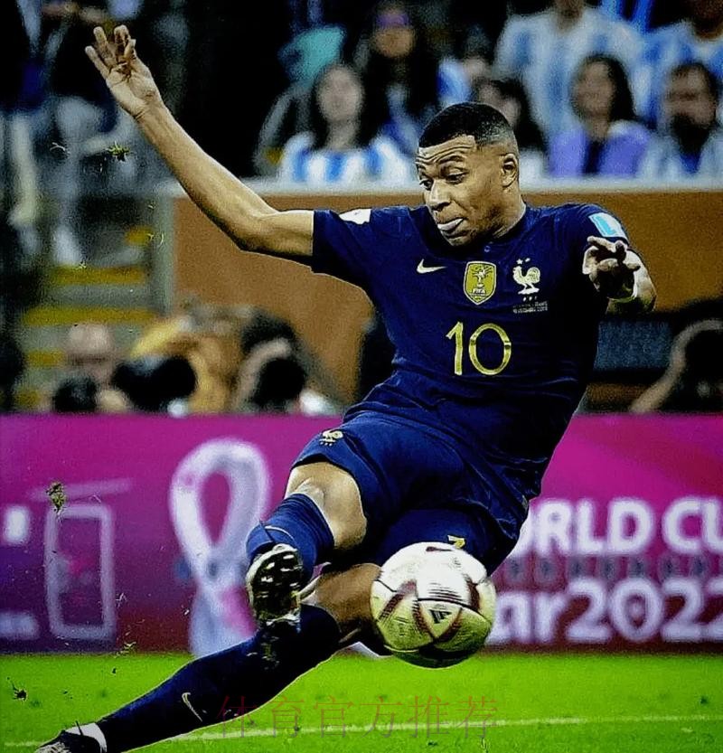 西媒:姆巴佩用进球平息嘘声 若胜巴萨奠定领袖地位